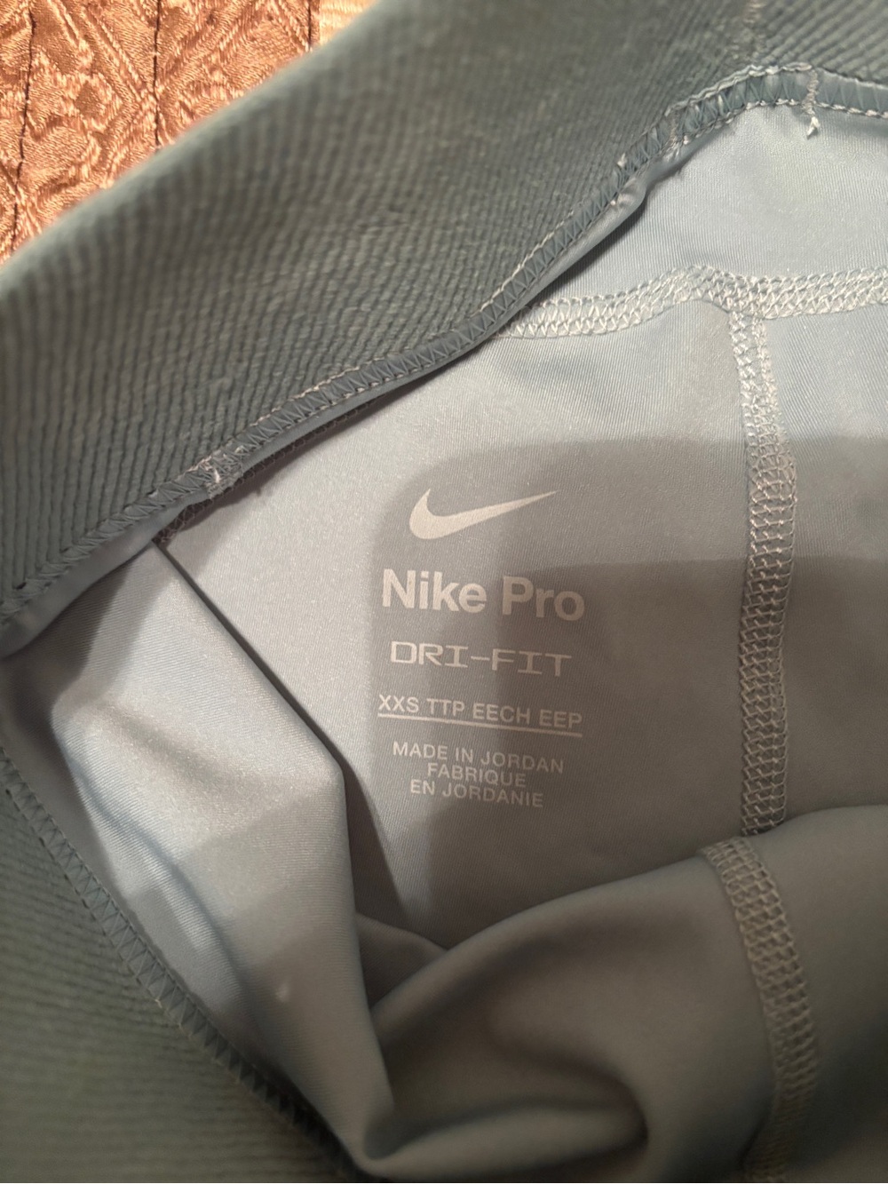 NWT - Nike Pro Women’s XXS Dri-FIT Blue/Green Athletic Compression Shorts - Picture 4 of 5